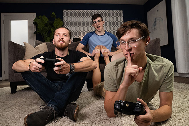 Nerdy Gamer Footjob Image